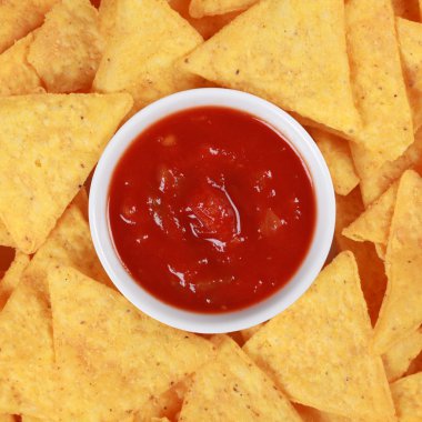 tortilla cips salsa ile