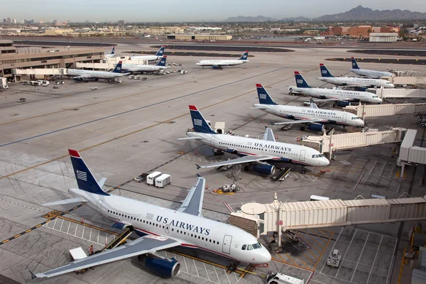 Aviões da US Airways no Aeroporto de Phoenix Sky Harbor — Fotografia de Stock