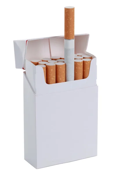 Krabičku cigaret, izolované — Stock fotografie