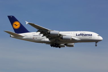 Lufthansa Airbus A380