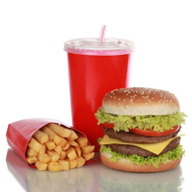 Double cheeseburger yemek patates kızartması ve kola, izole