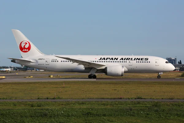 Boeing 787 Dreamliner Japan Airlines — стоковое фото