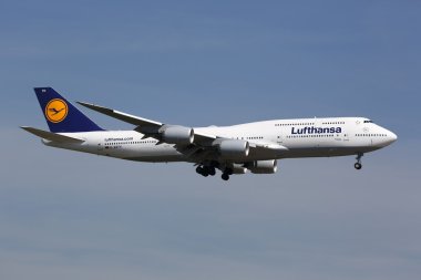 Lufthansa boeing 747-8 jumbo jet