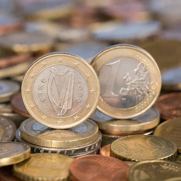 1 ユーロ コイン アイルランド エール — ストック写真