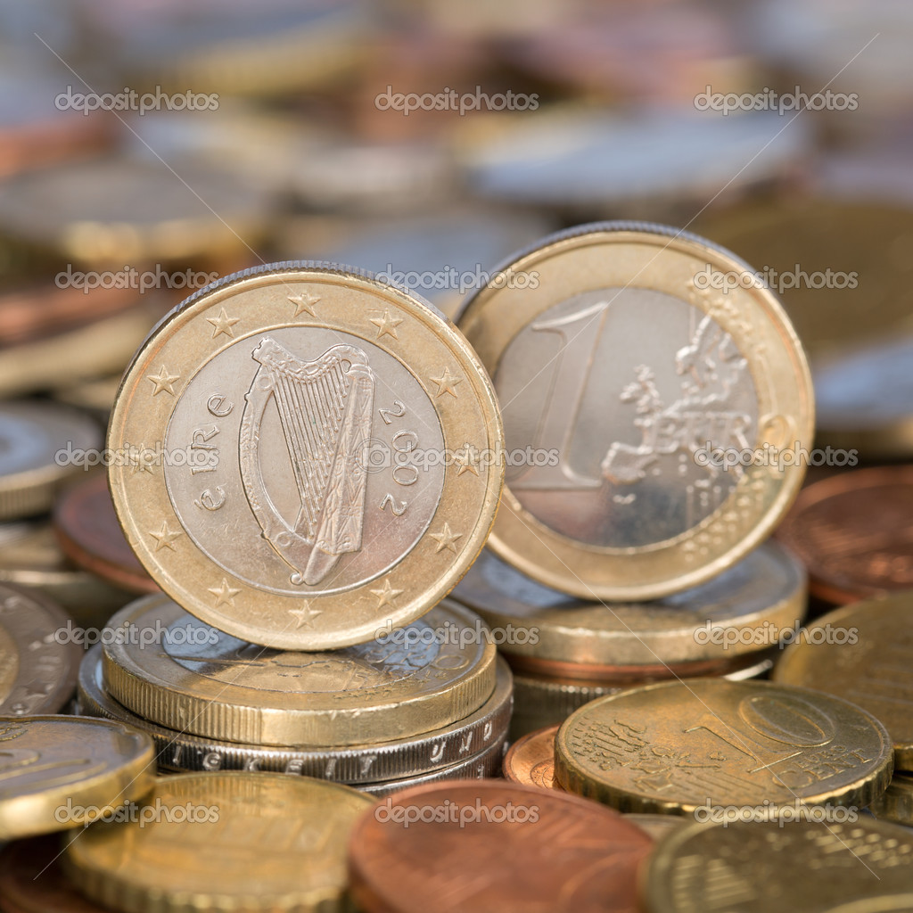 一欧元硬币爱尔兰爱尔兰——图库图片© Boarding2Now #41607819