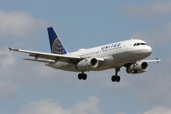 A United airlines airbus a319 — Stock Fotó