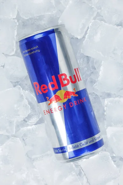 Stuttgart August 2021 Red Bull Energy Drink Limonade Limonade Dose — Stockfoto