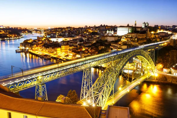 Porto Portugal Con Puente Ponte Dom Luis Douro Ciudad Del —  Fotos de Stock