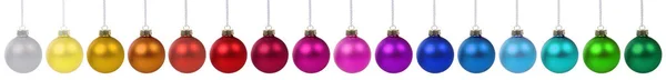 Christmas Balls Dekoracji Kolorowe Rzędu Wiele Izolowanych Białym Tle — Zdjęcie stockowe