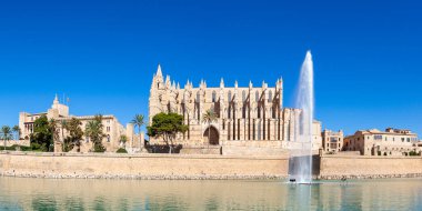 Katedral Katedrali Palma de Mallorca Kilisesi mimarisi İspanya 'da tatil gezisi panorama şehri