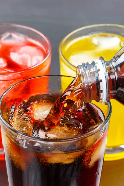 Pouring Cola Drink Drinks Lemonade Softdrinks Glass Portrait Format Pour — Stock Photo, Image