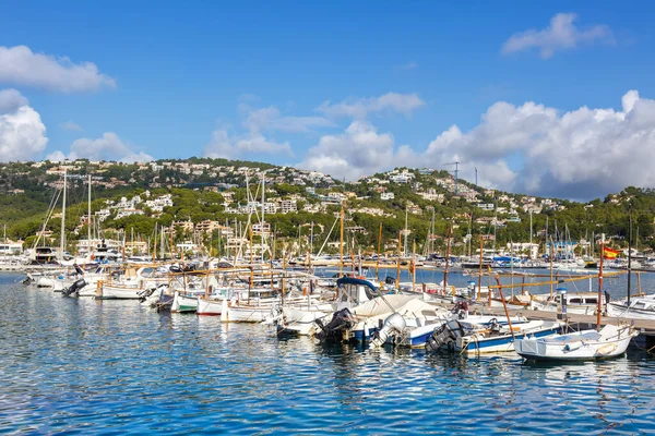 Port Andratx Kikötő Csónakokkal Mallorca Utazás Nyaralás Nyaralás Panoráma Spanyolországban — Stock Fotó