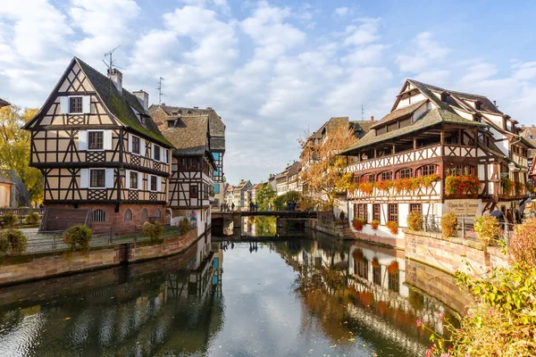 Petite France Historical Half Timbered Houses River Ill Water Эльзас — стоковое фото