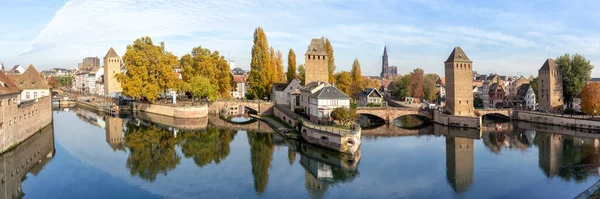 Petite Frankrike Med Bro Över Floden Ill Vattentorn Panorama Alsace — Stockfoto