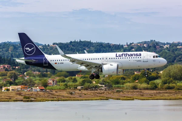 Korfu Griechenland September 2020 Flugzeug Vom Typ Lufthansa Airbus A320Neo — Stockfoto
