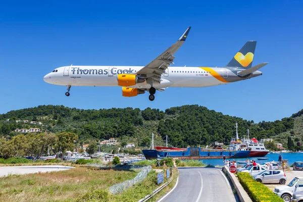 Skiathos Greece June 2016 Thomas Cook Airlines Airbus A321 Airplane — Stock Photo, Image