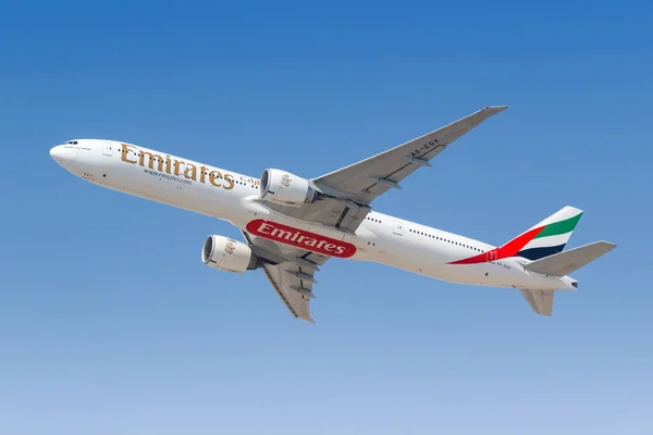 Ντουμπάι Ηνωμένα Αραβικά Εμιράτα Μαΐου 2021 Emirates Boeing 777 300Er — Φωτογραφία Αρχείου