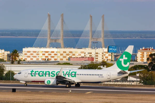 2021年9月24日在葡萄牙里斯本机场 Lis 的Transavia波音737 800飞机 — 图库照片