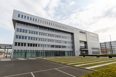 Bremen, Almanya - 19 Nisan 2021 Almanya Bremen Havaalanı şubesi.