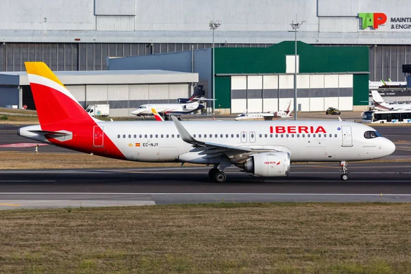 Lissabon Portugal September 2021 Vliegtuig Iberia Airbus A320Neo Luchthaven Van — Stockfoto