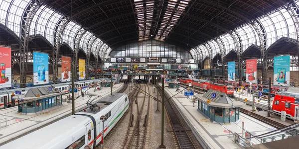 Hamburg Németország 2021 Április Hamburg Hauptbahnhof Hbf Főpályaudvar Németországban Deutsche — Stock Fotó