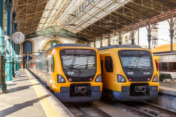 Porto Portugalsko Září 2021 Vlaky Železniční Stanici Porto Sao Bento — Stock fotografie