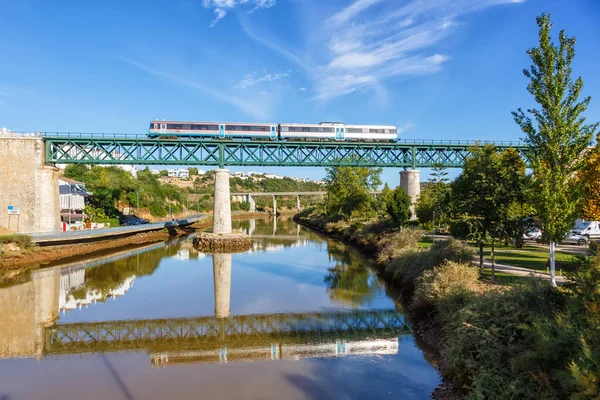 Tavira Portugal September 2021 Eisenbahnstrecke Auf Brücke Tavira Portugal — Stockfoto