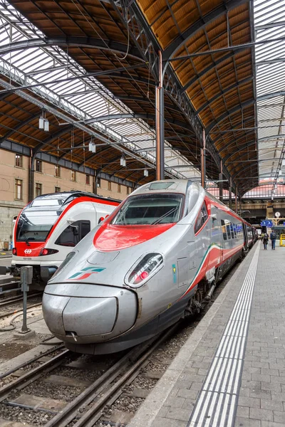 Basilea Suiza Septiembre 2021 Alstom Trenitalia Etr 610 Tren Alta —  Fotos de Stock