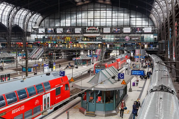 함부르크 2021 함부르크에 열차가 Hbf Deutsche Bahn — 스톡 사진