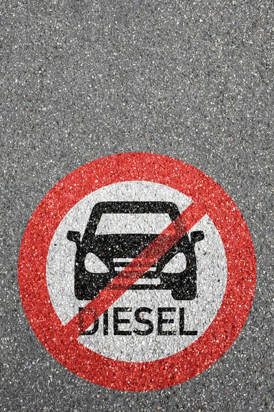 Diesel Condução Proibição Estrada Sinal Rua Carro Não Permitido Retrato — Fotografia de Stock