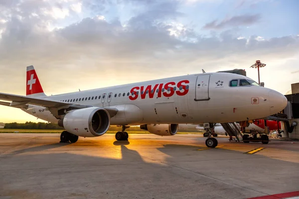 Zurich Switzerland July 2020 Swiss Airbus A320 Airplane Zurich Airport — Stock Photo, Image