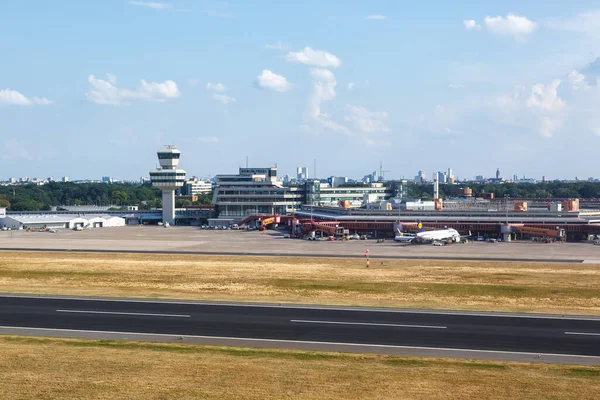 Berlin, Almanya - 19 Ağustos 2020 Berlin Tegel TXL Havaalanı Havaalanı Havalimanı Havalimanı.