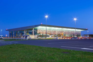 Lüksemburg, Lüksemburg - Lüksemburg Havaalanı 'nın 23 Haziran 2020 Terminal Binası.