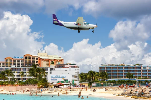 Sint Maarten Netherlands Antilles September 2016 Fedex Feeder Cessna 208 — 스톡 사진