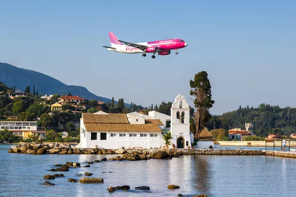 Corfu Grécia Setembro 2020 Avião Wizzair Airbus A320 Aeroporto Corfu — Fotografia de Stock