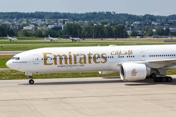Zurich Swiss Juli 2020 Pesawat Boeing 777 300Er Emirates Bandar — Stok Foto