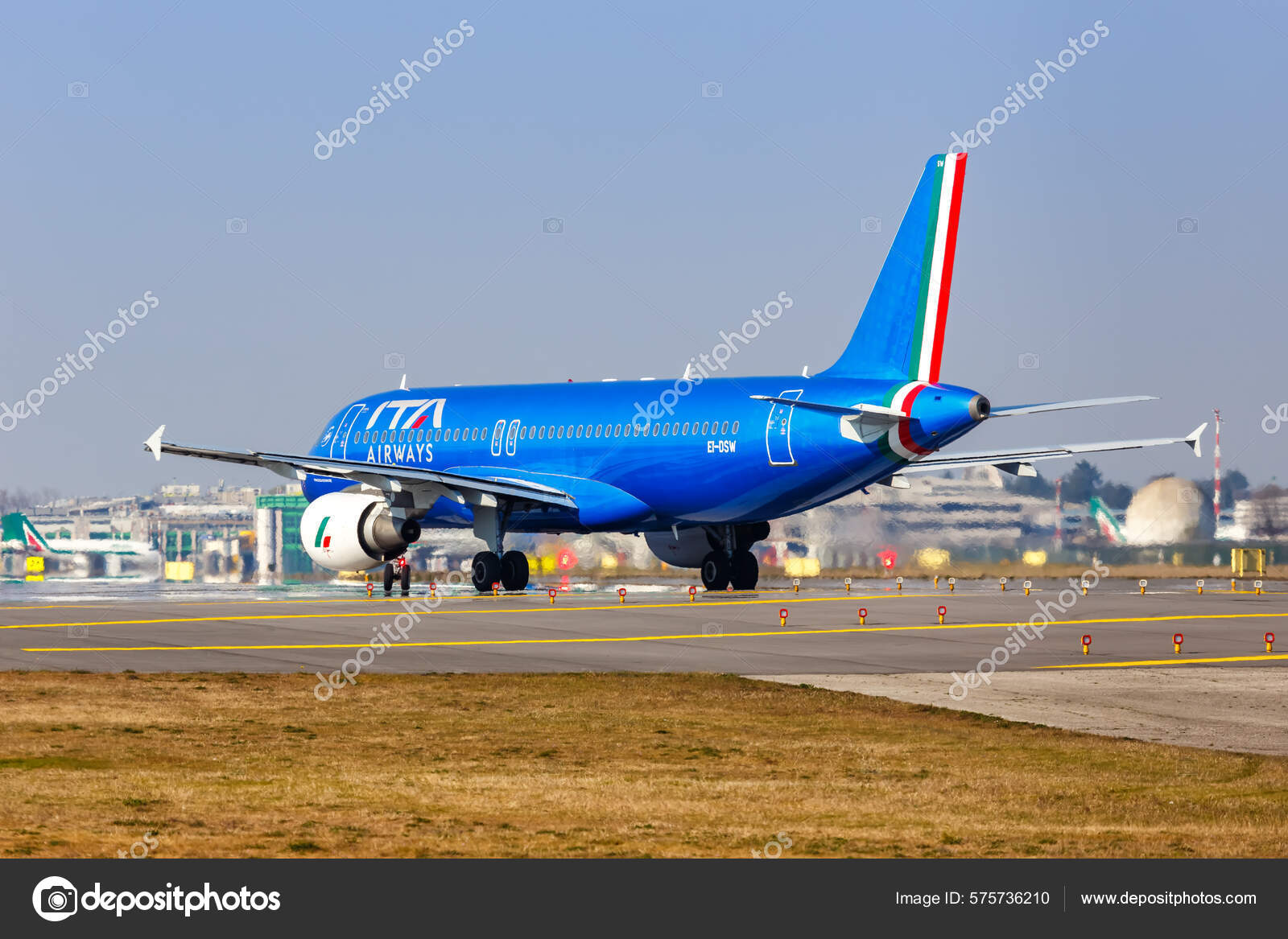 Милан Италия Марта 2022 Года Самолет Ita Airways Airbus A320.