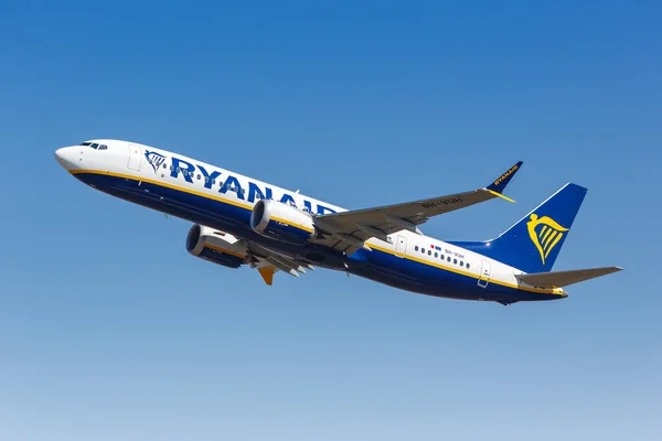 Μπέργκαμο Ιταλία Μαρτίου 2022 Ryanair Boeing 737 200 Max Αεροπλάνο — Φωτογραφία Αρχείου
