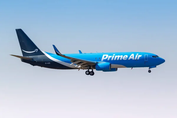 Milão Itália Março 2022 Amazon Prime Air Boeing 737 800 — Fotografia de Stock