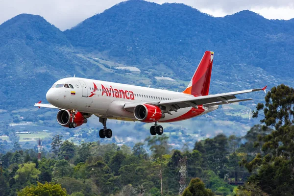 Medellin Kolombiya Nisan 2022 Avianca Airbus A320 Medellin Rionegro Havaalanı — Stok fotoğraf