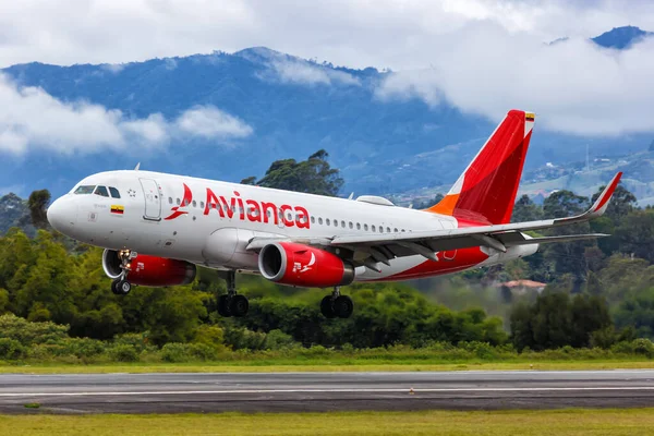 Medellin Kolombiya Nisan 2022 Avianca Airbus A319 Medellin Rionegro Havaalanı — Stok fotoğraf