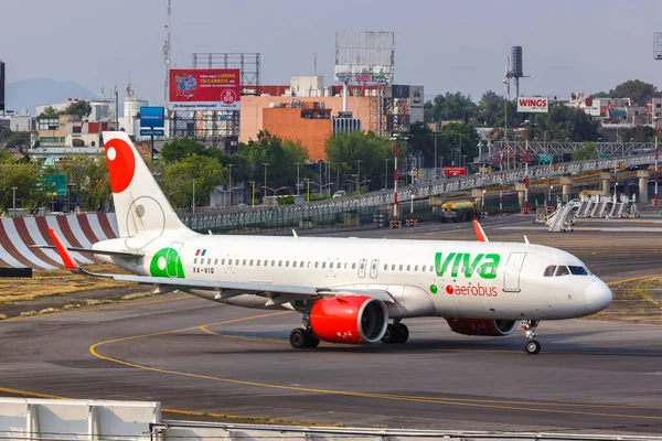 Cidade México México Abril 2022 Avião Viva Aerobus Airbus A320Neo — Fotografia de Stock