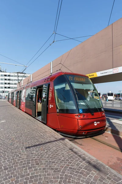 Venedik Talya Mart 2022 Plastik Tramvay Tipi Translohr Venedik Talya — Stok fotoğraf