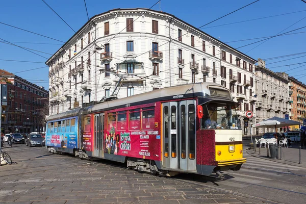 Милан Италия Марта 2022 Года Трамвай Милан Общественный Транспорт Транзитные — стоковое фото