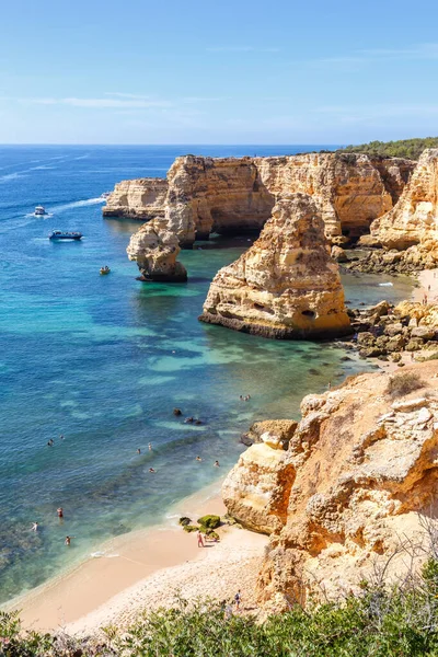 Algarve Strand Praia Marinha Meer Ozean Hochformat Reise Urlaub Portugal — Stockfoto