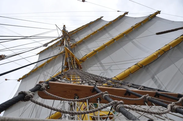 伝統的な帆リグ — ストック写真