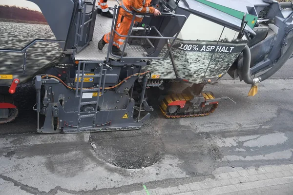 Road Paving Machine Action Installing Layer Asphalt — Stock Photo, Image