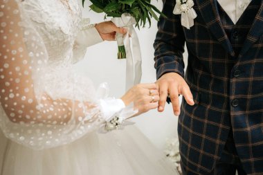 Düğün töreni, alyans değişimi..