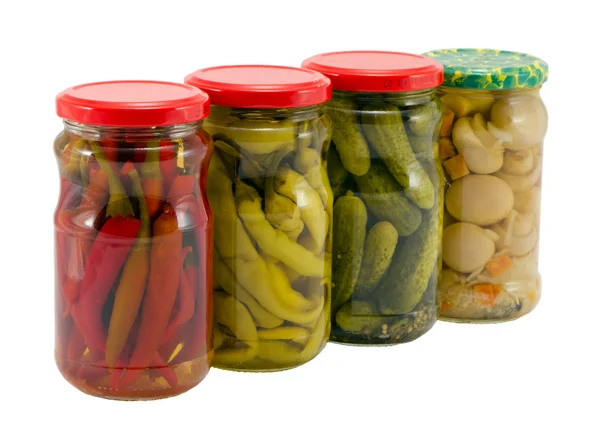 Voedsel resource paddo paprika komkommers in potten — Stockfoto