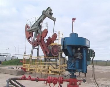 Petrol madencilik cihaz döner. Madencilik sektöründe dünya kaynakları.